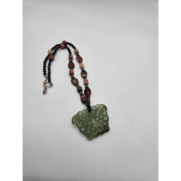 VTG Carved Jadeite Butterfly w/ Onyx Jasper Agate Jade Gemstone beads necklace - Picture 7 of 7